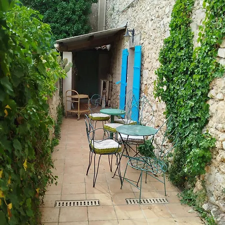 Bastide بيت للعطل *